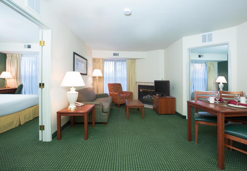 Residence Inn By Marriott Vacaville Exterior photo